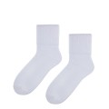 non-pressure antibacterial semi-short socks white